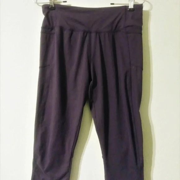 Marika Sport Active Performance Capri Leggings - Picture 3 of 6